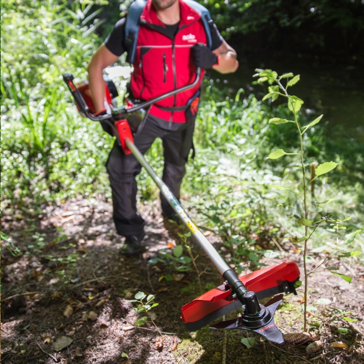 127830-brush-cutter-151-b-solo-by-al-ko-webshop-mood-01_v1.jpg