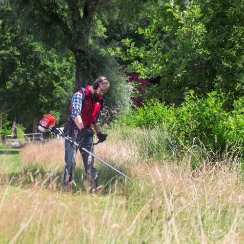 127829-brush-cutter-140-b-solo-by-al-ko-webshop-mood-00_v1.jpg